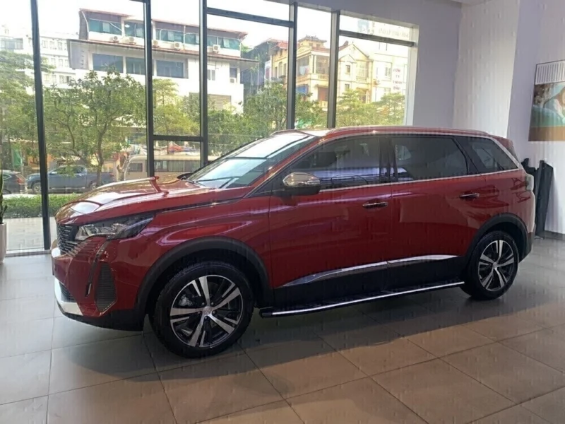 New Peugeot 5008 PREMIUM