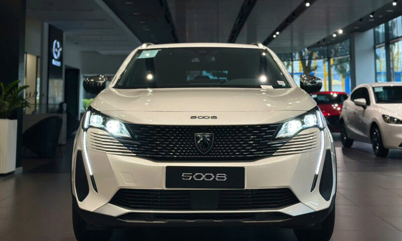 New Peugeot 5008 PREMIUM